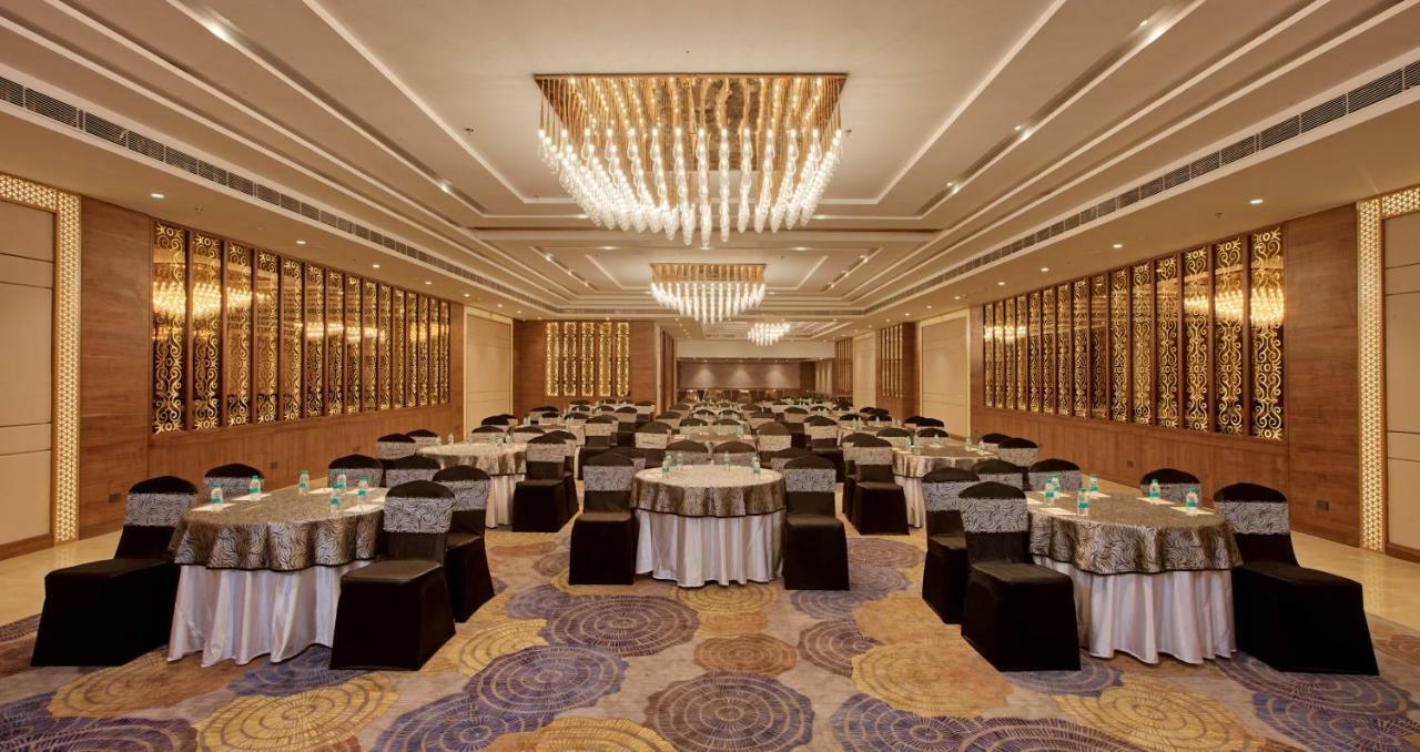 Country Inn Premier Amritsar, 10 Min From Golden Temple Ngoại thất bức ảnh